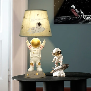 Cartoon Astronaut Stolové Lampy, detské Izby, Spálne, Nočná Lampa Nordic Chlapec, Izba Ochrana Očí Domova Plug V Tabuľke Svetlo 6846