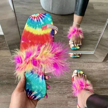 Letné Luxusné Kožušiny Ženy Sandále Ploché Crystal Krúžok Prst Gumy Jediným Flip Flops Vonkajšie Módy Sexy Dámy Ženské Topánky Whosale
