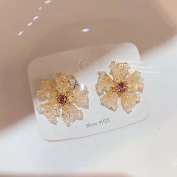 MENGJIQIAO kórejský Kameň Ručné Crystal Roztomilý Kvet Petal Stud Náušnice Pre Ženy, Dievčatá Elegantné Dovolenku Šperky Oorbellen 2935