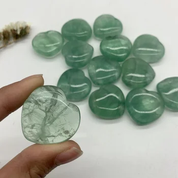 Prírodné Zelené Fluorite Polished Quartz Crystal Kameň Lásky V Tvare Srdca Kameň Domáce Dekorácie Prírodné Minerálne Kryštály