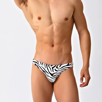 M66 Nové sexy tesný nízkym pásom mužov plavky bikiny plavky 2021 hot homosexuáli sunga, bazén party plávať nohavičky plavky