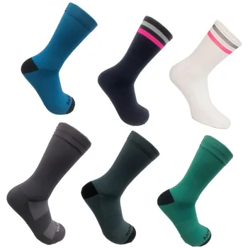 Nové 2021 Hot Cyklistické ponožky Nové Muži Ženy bežecké Ponožky Coolmax Priedušná Basketbal, Beh Futbal Ponožky