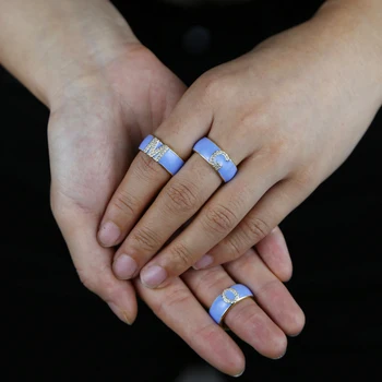 Osobnosti inicializujete vlastný krúžky 26 Abecedy sady prst prsteň ženy, zlatá farba ženy módne fialové DIY Písmeno A-Z kapely svadobné šperky