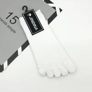 Vysoko Kvalitné Špičky Ponožky Mužov Päť Prstov Ponožky Bavlna Cyklistické Členok Ponožka Športové Bežecké Solid Farba Black White Sox Muž Soks