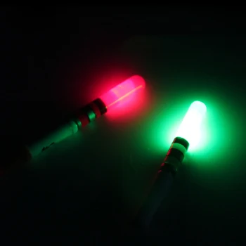 5 ks/veľa Rybárske Float Svetlo Stick Zelená / Červená S CR322 Batérie LED Svietiace Float Noc Rybárskych potrieb, Príslušenstva A426