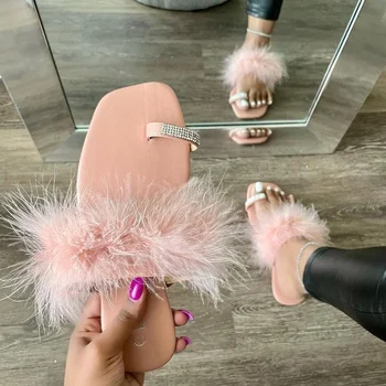 Letné Luxusné Kožušiny Ženy Sandále Ploché Crystal Krúžok Prst Gumy Jediným Flip Flops Vonkajšie Módy Sexy Dámy Ženské Topánky Whosale