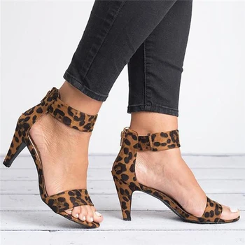Dámske Sandále Letné Módne Dámy Strany Topánky Sexy Spike Vysoké Podpätky Žena Čerpadlá Leopard Kožené Žena Sandalies 2021 Nové