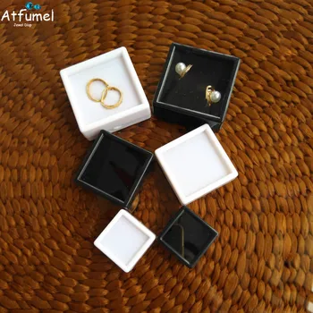 Námestie Drahokam Box Diamantové Šperky Zobraziť Voľné Políčko Krúžok Držiak Displeja Prípade Gem Mince Predviesť Kontajner Biela Čierna Bulk