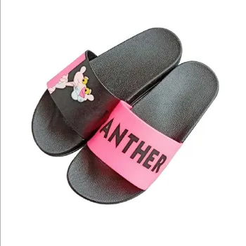 Ženy Papuče Cartoon Sandál Listov Vonkajšie Pink Panther Non-slip Kúpeľňa Domáce Papuče Pláži Žena Papuče Pink Panther topánky